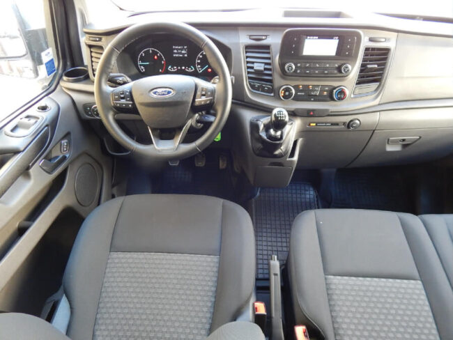 Wynajem busa - Ford Transit Custom