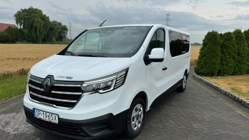 Renault Trafic Long 9 osobowy